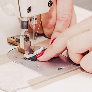 Bagvhandbagro - Kit de reparación de cuero para tapicería, 11 piezas de herramientas de costura de cuero con agujas de coser a mano, hilo encerado de cuero, punzón y dedal para costura de lona de trabajo - Arteztik
