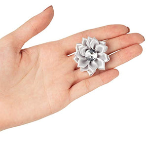 Craft Flowers – Paquete de 60 adornos de flores con diamantes de imitación, 1.5 in de cinta de raso gris para manualidades, decoraciones de boda, adornos - Arteztik