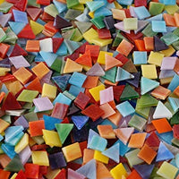 Lanyani 1600 piezas/2.2 libras Vibrante Mezcla de azulejos de mosaico de vidrio para manualidades Catedral piezas de vidrio teñido – varios colores y formas-gran valor Pack, opaco - Arteztik