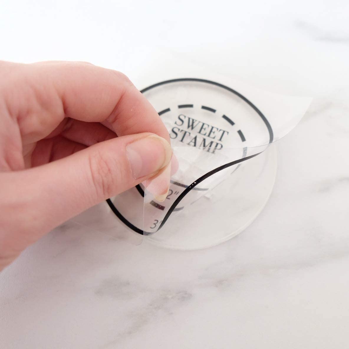 Sweet Stamp Measuring Cups 