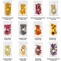 Flores secas, paquete de 12 hierbas de flores secas naturales para baño, bomba, jabón, resina, fabricación de velas, incluye pétalos de rosa, palisandros, lavanda, flores de jazmín, lirio, rodaja de limón y más - Arteztik