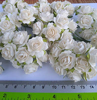 NATTHAFLOWER - 100 rosas artificiales blancas de papel morera para manualidades, tamaño de 0.787 in, decoración para álbumes de recortes - Arteztik
