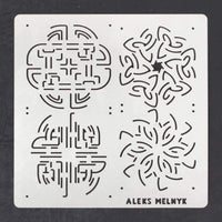 Aleks Melnyk #40 - Plantillas de metal para diario, juego de 2 piezas (4 diseños), herramienta para quemar madera, pirógrafo y grabado, álbumes de recortes, manualidades y bricolaje - Arteztik
