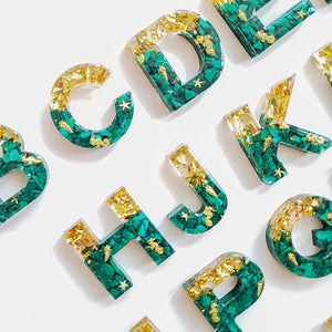 JUSTDOLIFE - Moldes de silicona para alfabeto de resina y silicona, diseño de letras, número de moldes de silicona para hacer llavero/número de casa - Arteztik