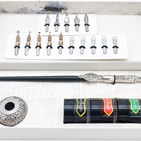 GC QUILL - Juego de bolígrafos de caligrafía de madera con 16 puntas de inmersión, 3 botellas de tinta y 1 soporte para bolígrafo, juego de caligrafía para principiantes - MU-04 - Arteztik