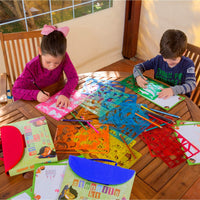 Kit de dibujo de plantilla para niños con estuche de transporte - 55 piezas con 280 formas de plantilla y lápices de colores - Artes y manualidades para viajes en el hogar - Divertido juguete creativo para niñas y niños de 3 a adolescentes - Arteztik